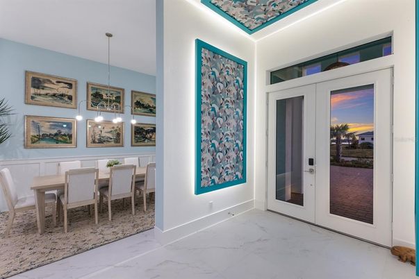 Dining room, Interior, Marble, Pendant Lights
