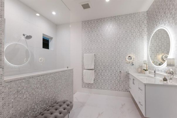 Bathroom, Interior, Marble, Recessed Lighting