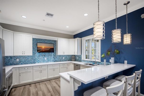 Interior, Kitchen, Pendant Lights, Recessed Lighting, Wood Texture Flooring