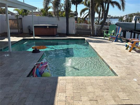 Exterior, Hot Tub, Pool