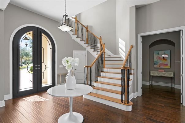 Interior, Pendant Lights, Wood Texture Flooring