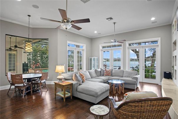 Dining room, Interior, Living room, Pendant Lights, Recessed Lighting, Wood Texture Flooring