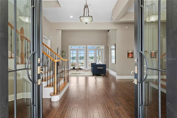Interior, Pendant Lights, Recessed Lighting, Wood Texture Flooring