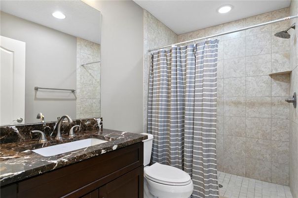 Bathroom, Interior, Recessed Lighting