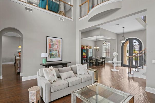 Chandelier, Dining room, Interior, Living room, Pendant Lights, Wood Texture Flooring