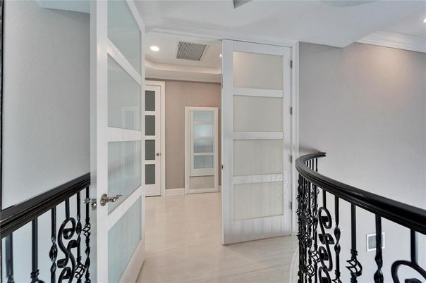Interior, Recessed Lighting