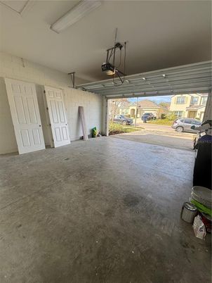 Garage, Interior