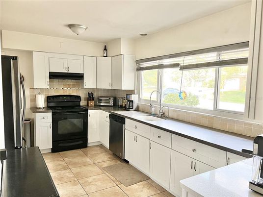 Interior, Kitchen, Stainless Steel Appliances