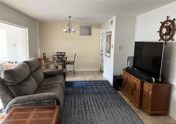Chandelier, Dining room, Interior, Living room