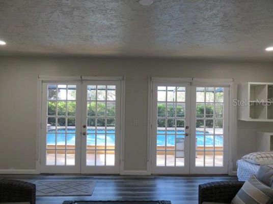 Interior, Recessed Lighting, Wood Texture Flooring