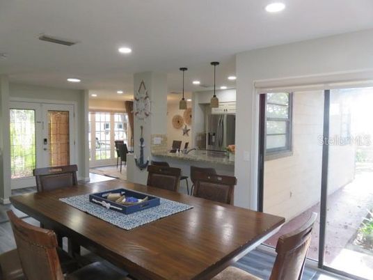 Dining room, Interior, Kitchen, Pendant Lights, Recessed Lighting