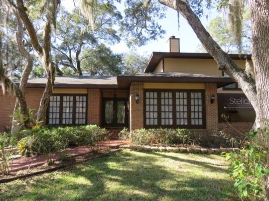 Backyard, Exterior, Facade, Brick Facade, American Craftsman