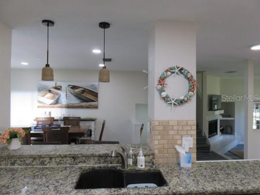 Dining room, Fireplace, Interior, Pendant Lights, Recessed Lighting