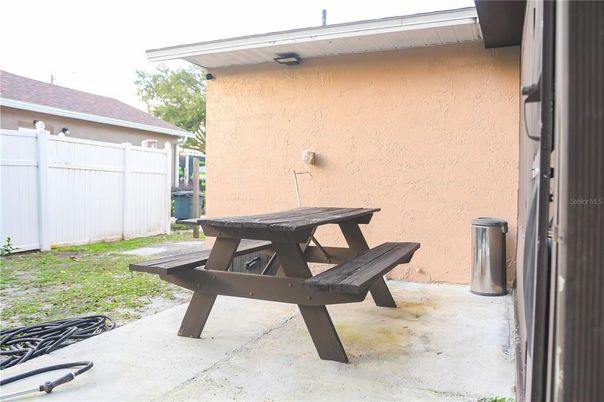 Backyard, Exterior