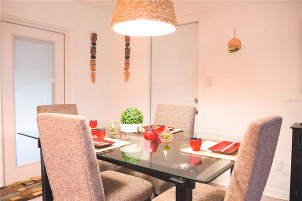 Dining room, Interior