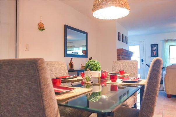 Dining room, Interior