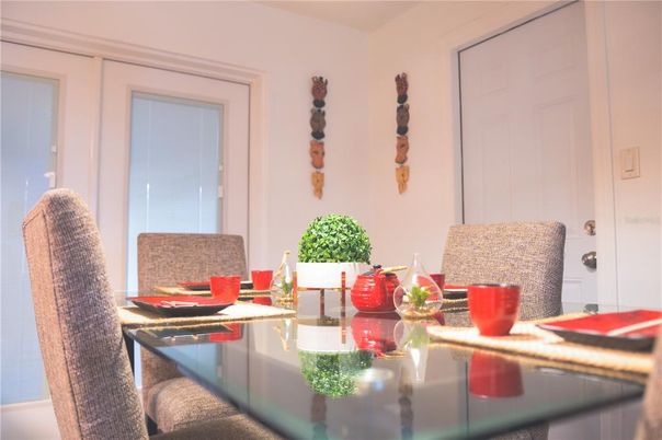 Dining room, Interior