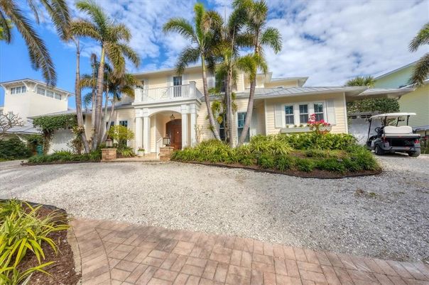 Backyard, Exterior, Facade, Mediterranean