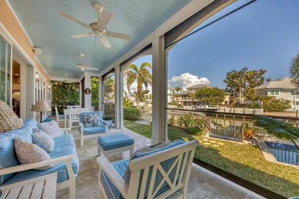 Exterior, Interior, Sun Room