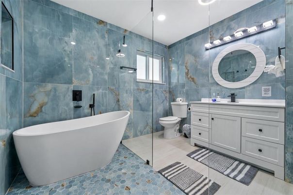 Bathroom, Free Standing Baths, Glass Shower, Interior, Recessed Lighting