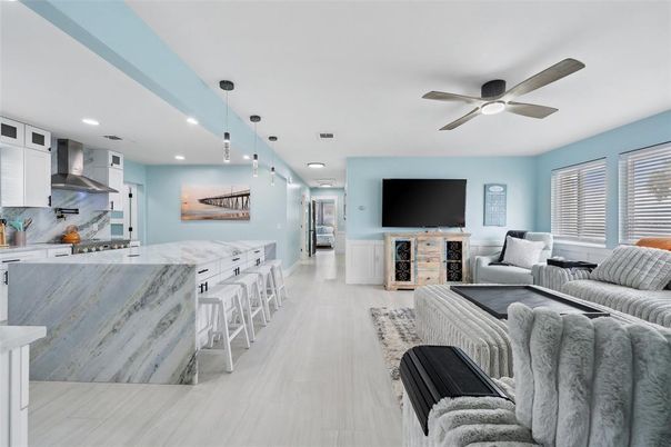 Interior, Kitchen, Living room, Pendant Lights, Recessed Lighting, Stainless Steel Appliances