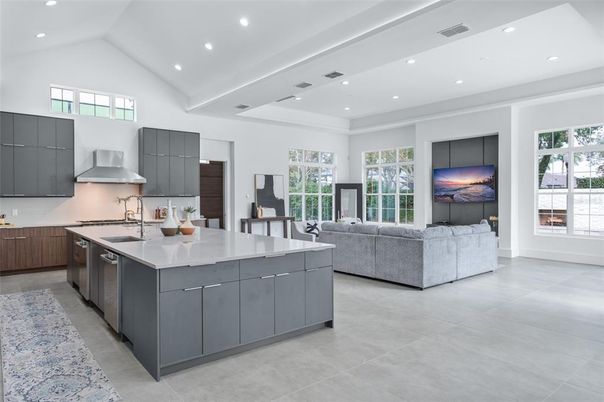 Interior, Kitchen, Living room, Recessed Lighting, Stainless Steel Appliances