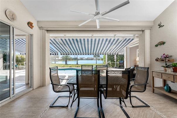 Dining room, Interior, Sun Room, Wood Texture Flooring