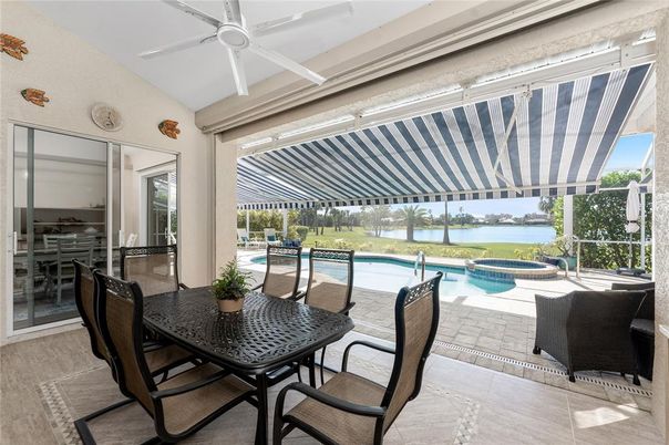 Dining room, Interior, Pool, Sun Room, Water