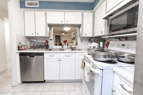 Interior, Kitchen, Stainless Steel Appliances