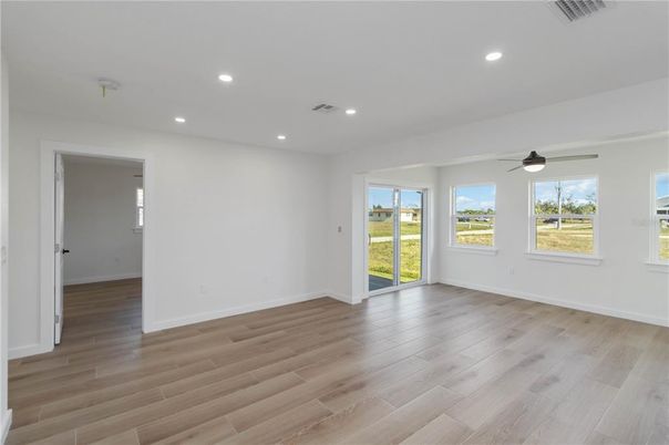 Empty room, Interior, Recessed Lighting, Wood Texture Flooring