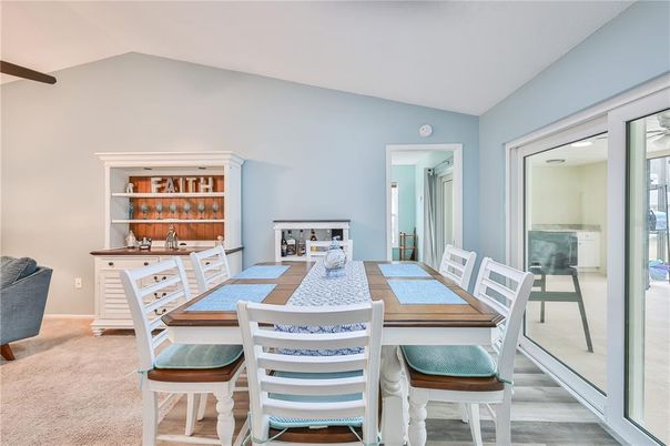 Dining room, Interior
