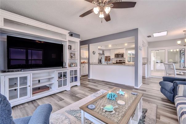 Dining room, Interior, Kitchen, Living room, Stainless Steel Appliances, Wood Texture Flooring