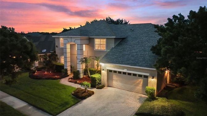 Attached, Exterior, Facade, Modern