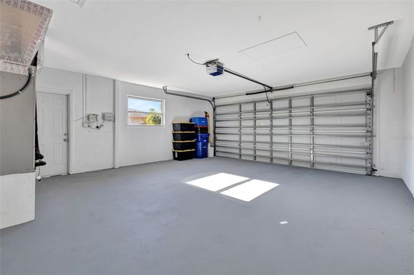 Garage, Interior