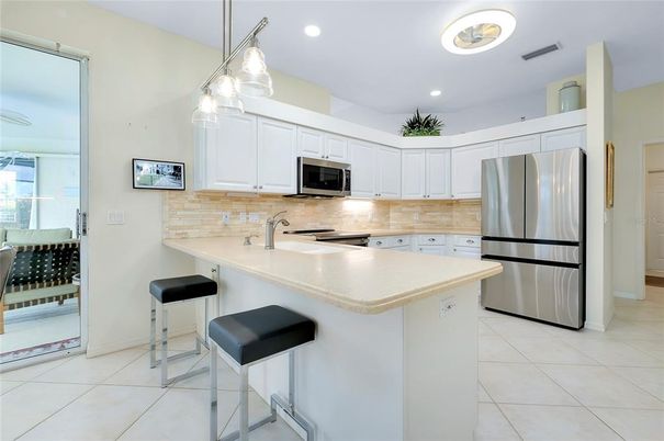 Interior, Kitchen, Pendant Lights, Recessed Lighting, Stainless Steel Appliances