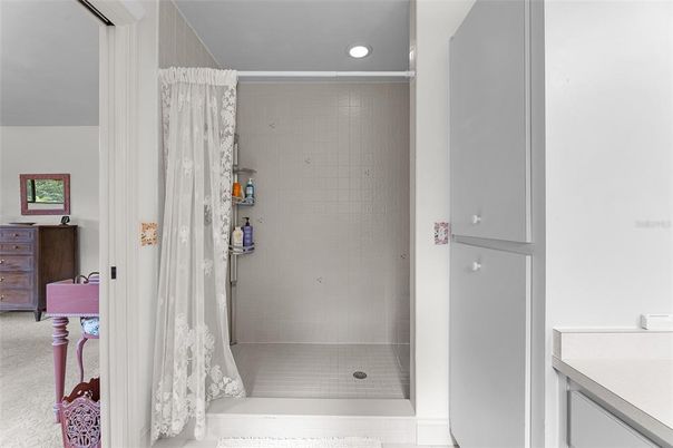 Bathroom, Interior, Recessed Lighting