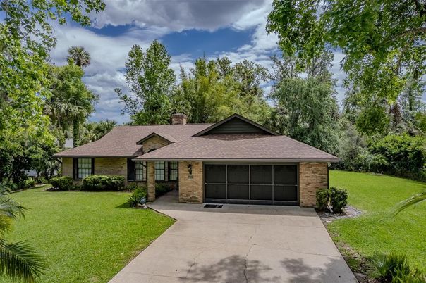 Attached, Exterior, Facade, Brick Facade, Ranch