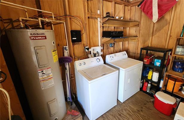 Interior, Washer, Wood Texture Flooring, Wooden Walls