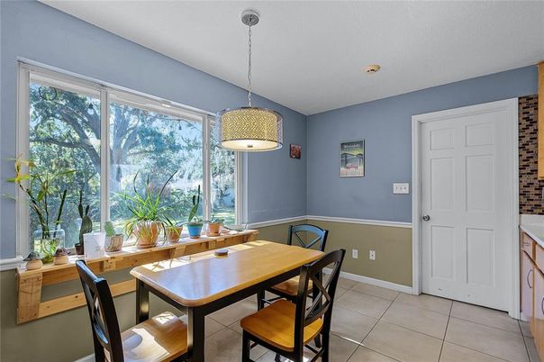 Dining room, Interior, Pendant Lights