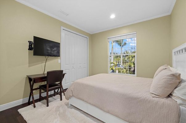 Bedroom, Home Office, Interior, Recessed Lighting, Wood Texture Flooring
