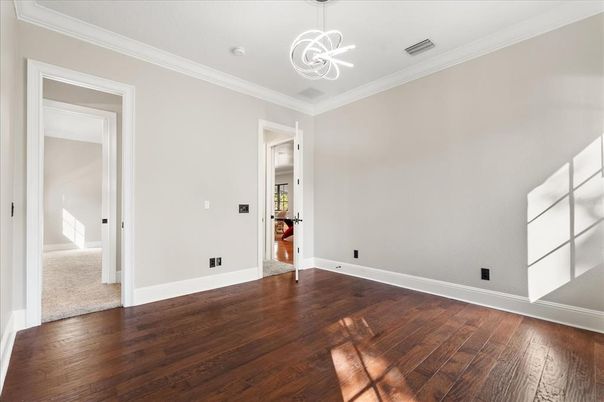 Empty room, Interior, Pendant Lights, Wood Texture Flooring