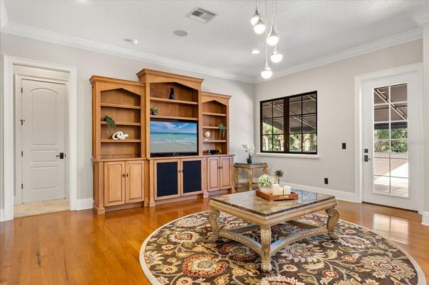 Interior, Pendant Lights, Wood Texture Flooring