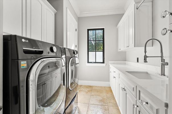 Interior, Washer