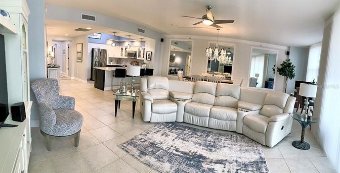 Chandelier, Dining room, Interior, Kitchen, Living room, Recessed Lighting, Stainless Steel Appliances