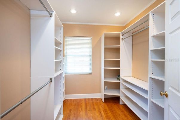 Interior, Recessed Lighting, Walk-in Closets, Wood Texture Flooring
