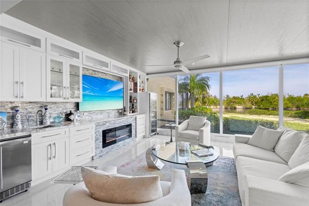Fireplace, Interior, Living room, Recessed Lighting