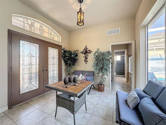 Interior, Living room, Pendant Lights