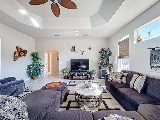 Fireplace, Interior, Living room, Recessed Lighting
