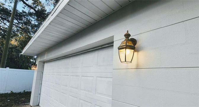 Detached Garage, Exterior