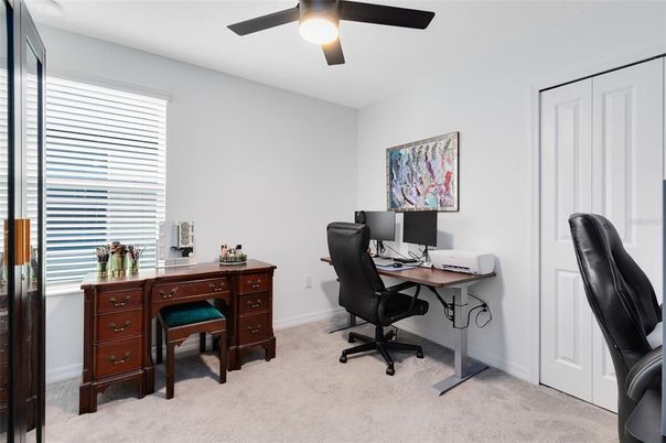 Home Office, Interior
